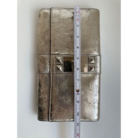 Vince Camuto Leather Wallet - Picture 8 of 9